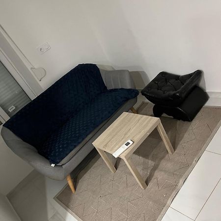 Appartement Calme Dans Villa Individuelle Баньоль-сюр-Сез Екстер'єр фото